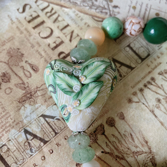 Women’s Heart Cottagecore Botanical Spring Witchy Green Academia Stretch Bracelet