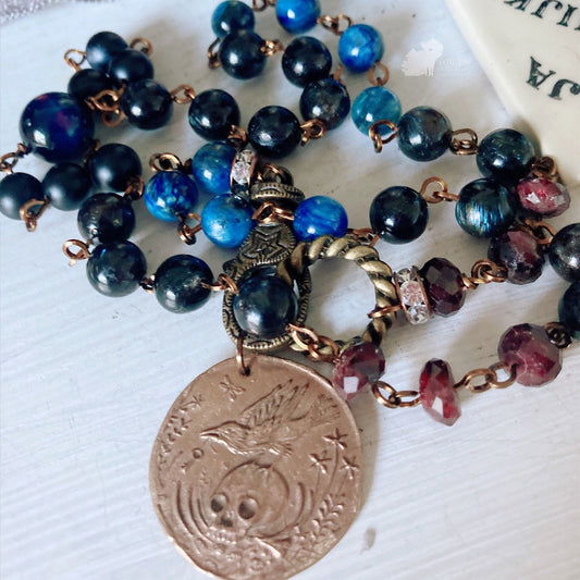 Women’s Raven & Skull Gothic Talisman Dark Academia Rosary Necklace