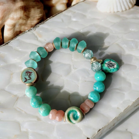 Women’s Mermaid Beach Boho-Chic Enamel Turtle Stretch Bracelet