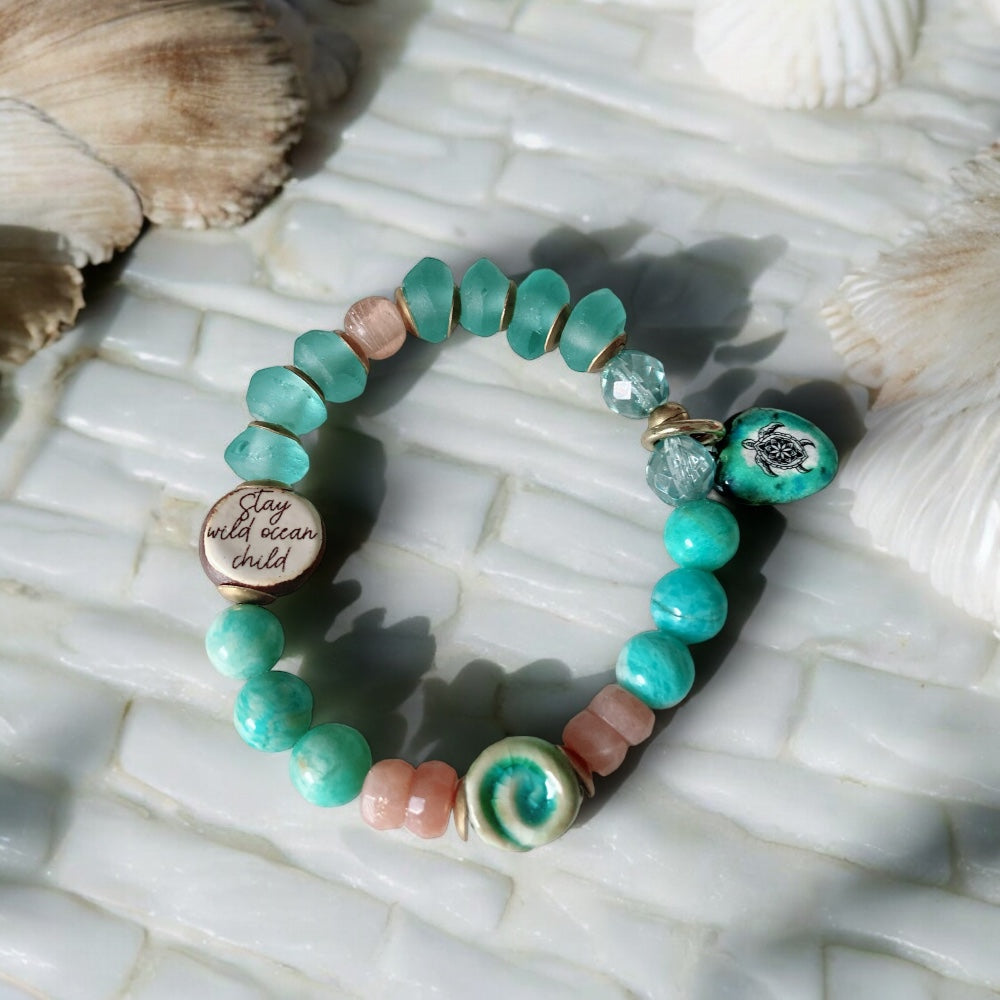 Women’s Mermaid Beach Boho-Chic Enamel Turtle Stretch Bracelet