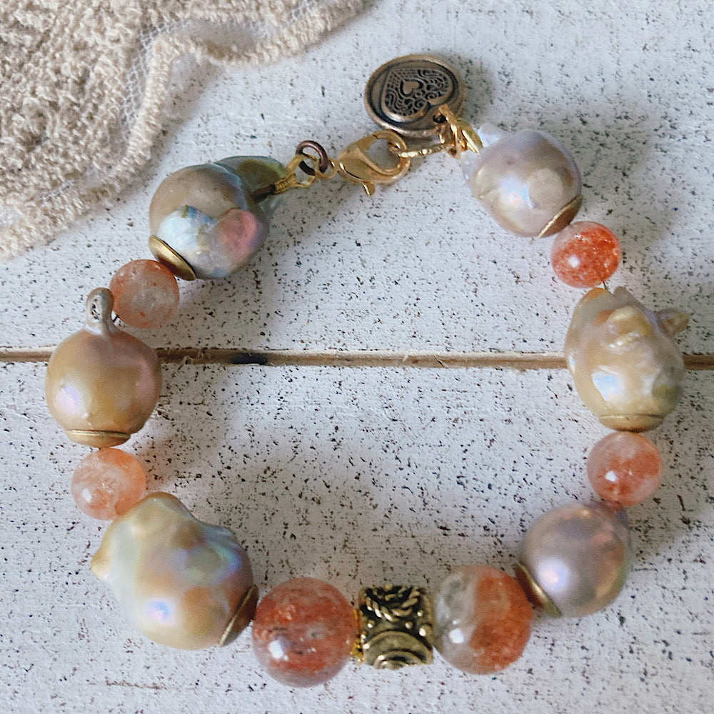 Women’s BohoGlam Bronze Baroque Pearl Bracelet