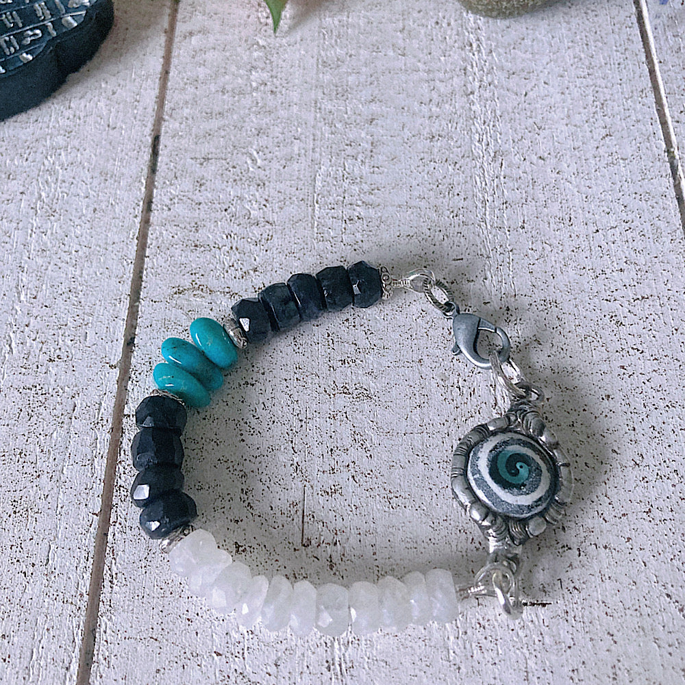 Women’s Desert Spiral Turquoise Clasp Bracelet