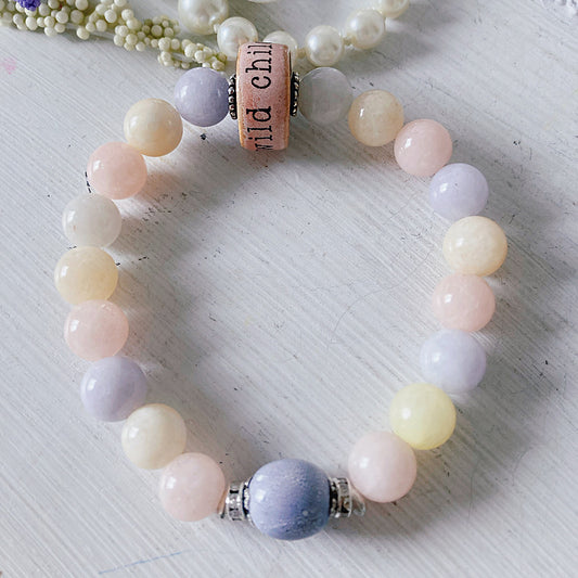 Bracelet extensible pastel shabby boho pour femme