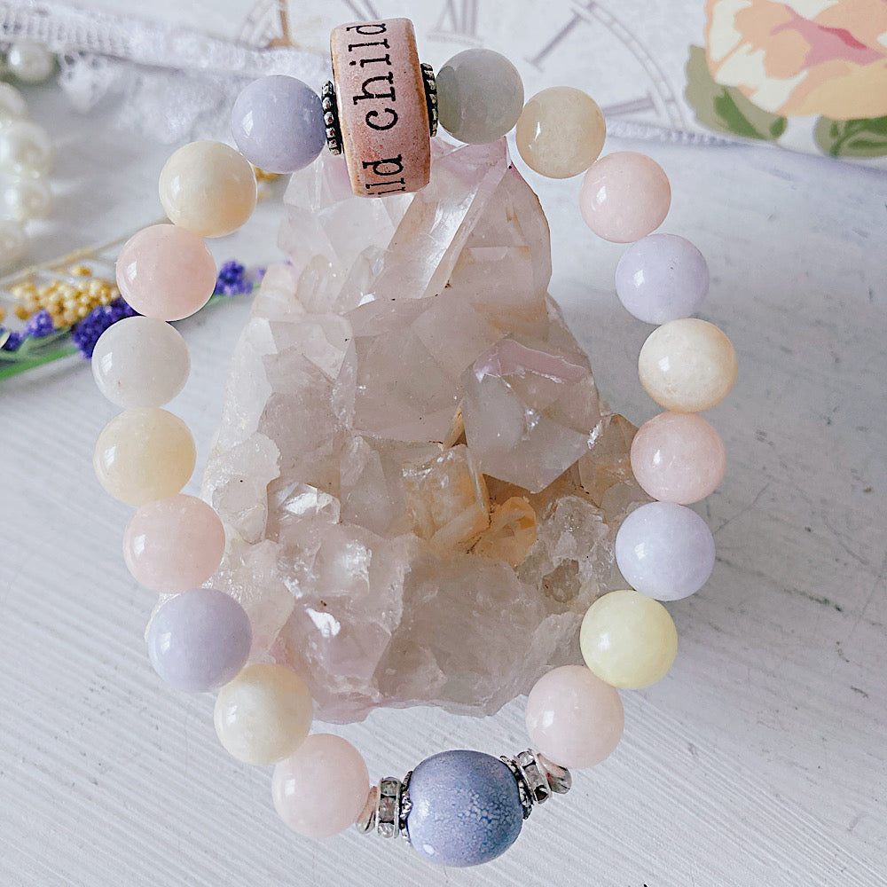 Bracelet extensible pastel shabby boho pour femme