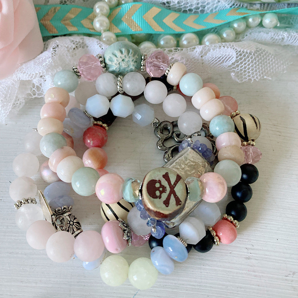 Pulsera elástica pirata en colores pastel Shabby Whimsigoth para mujer