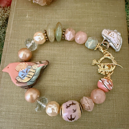 Reserved for VIP: Women’s Fall Bird Cozy Cottagecore Nature Pearl Clasp Bracelet