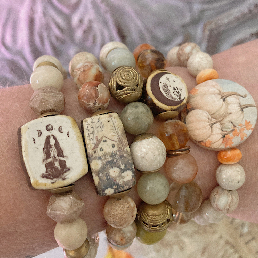 Women’s Shabby Boho-Chic Autumn Cottagecore Pumpkins Rustic Stretch Bracelet