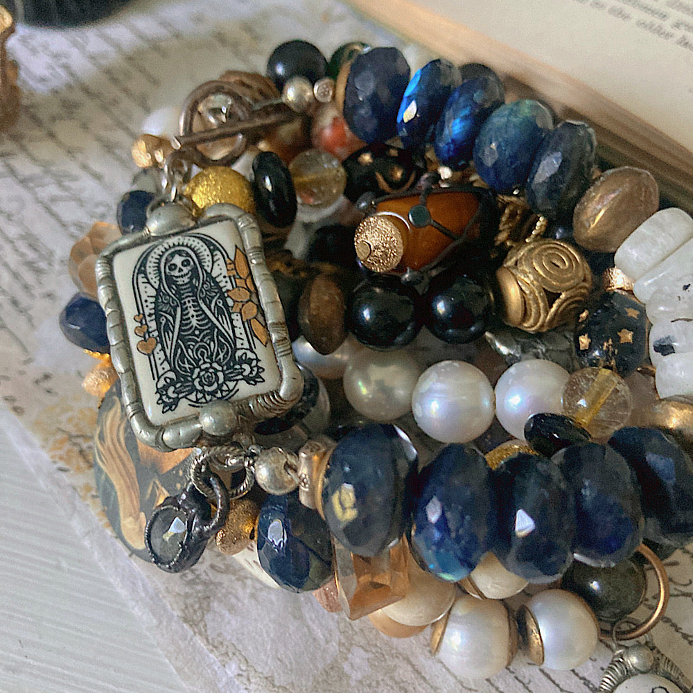 Women’s Enamel Santa Muerte Talisman Sugar Skull Mystical Gothic Skull Labradorite Clasp Bracelet