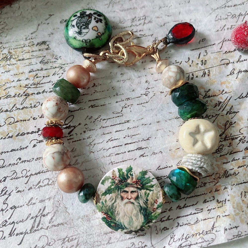 Women’s Winter Holly King Celtic Nature Inspired Solstice Clasp Bracelet