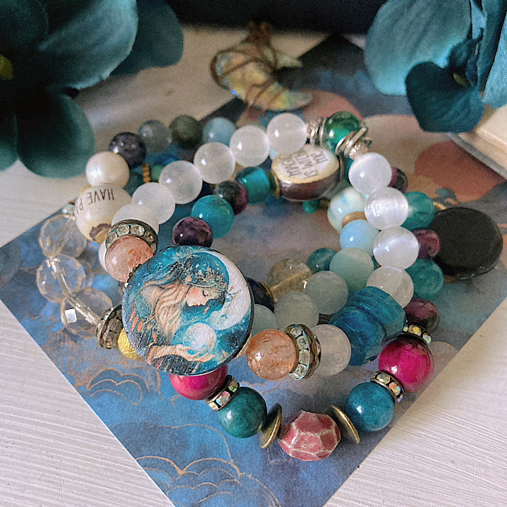 Women’s Fortune Teller Lunar Witchy Celestial Talisman Stretch Bracelet