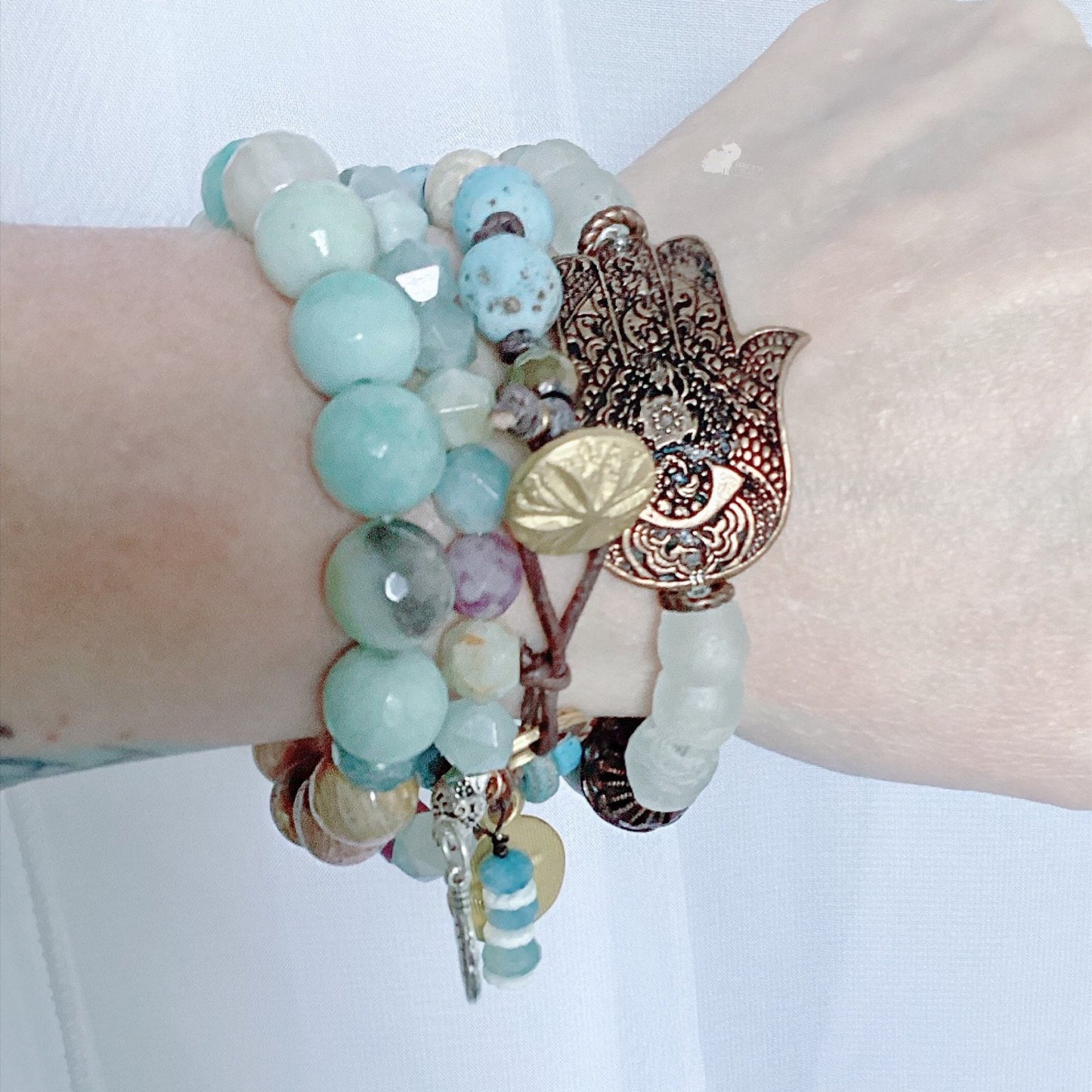 Pulsera elástica Hamsa Surfer para mujer