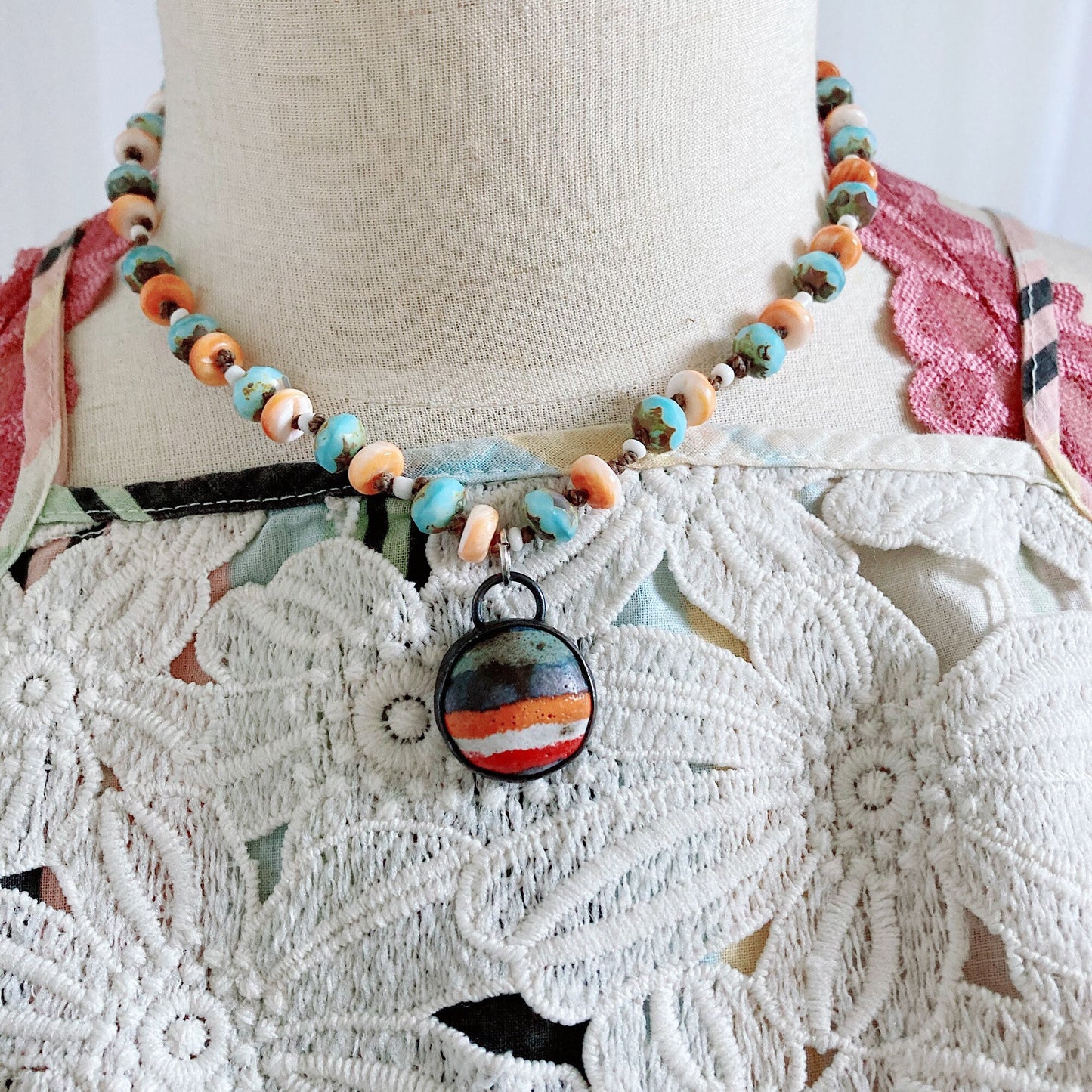 Collier noué Beach-Boho Surfer pour femmes