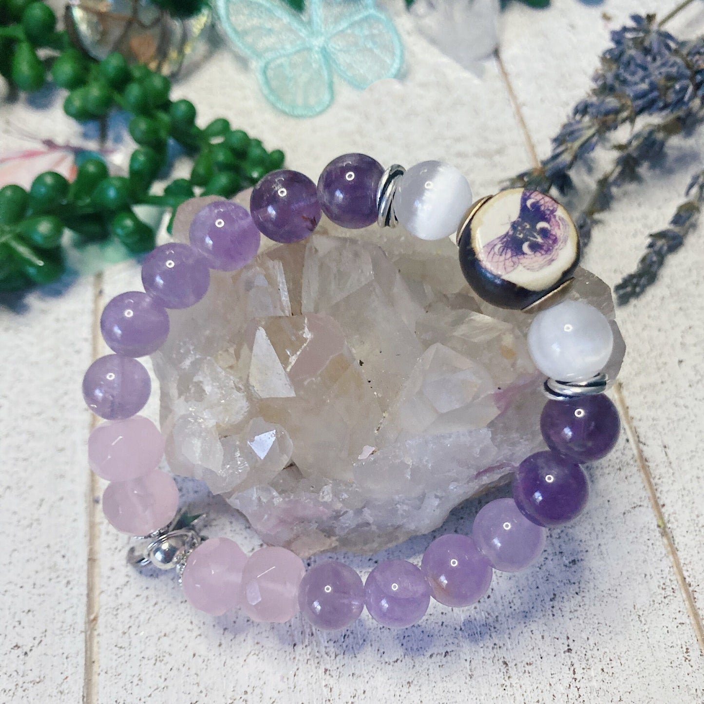 Pulsera elástica celeste con mariposa Luna para mujer